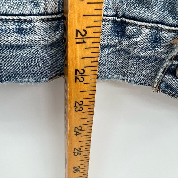 Lucky Brand The Tomboy Trucker Jean jacket ladies size M. - Picture 8 of 10